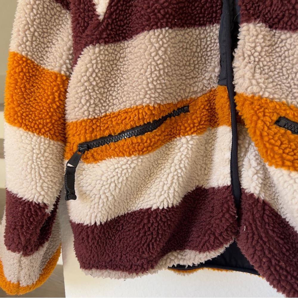 Free People FP Movement Hit The Slopes Printed Stripes Fleece Jacket in Stripes - Picture 5 of 7